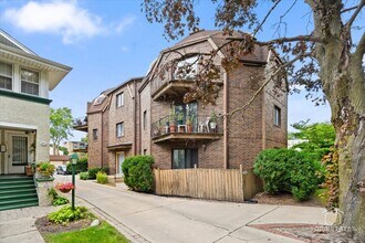 Building Photo - 414 Franklin Ave
