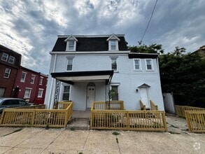 Building Photo - 5801 Wakefield St