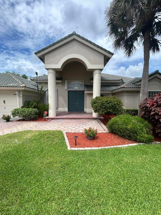 Building Photo - 486 Cypress Green Cir