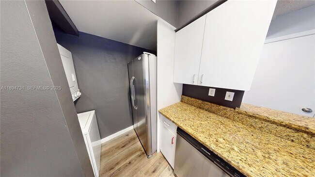 Foto del edificio - 15231 SW 80th St