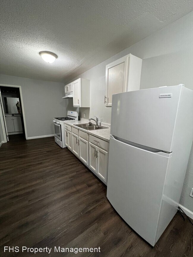 Foto del edificio - 1 br, 1 bath House - 1121 W Elm Arcade Unit C