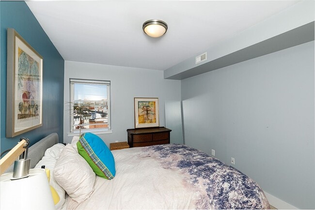 Foto del edificio - CoHi - Spacious One Bed Condo