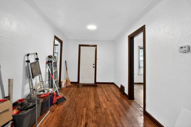 Foto del edificio - 2525 Tyrell Dr