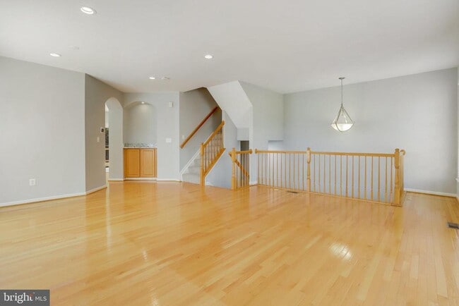 Building Photo - 6522 Trask Terrace