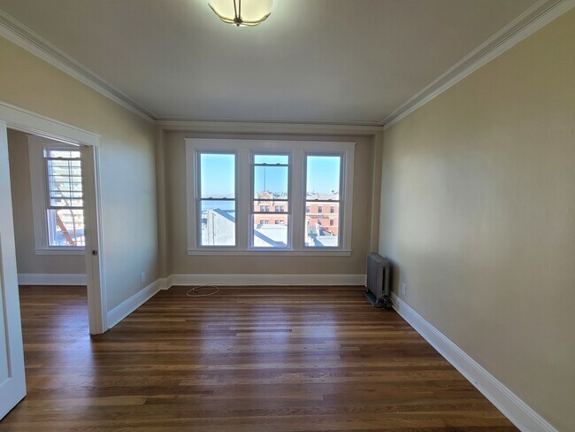 Foto del edificio - 990 Bay St