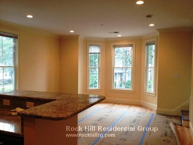 Foto del edificio - HOT BRIGHTON LISTING!!!!