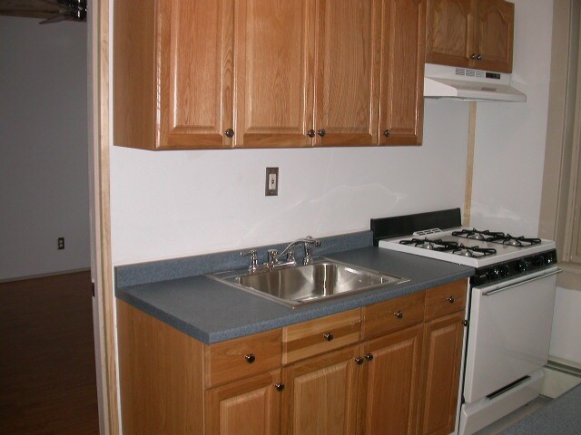 Primary Photo - 218 Broad St