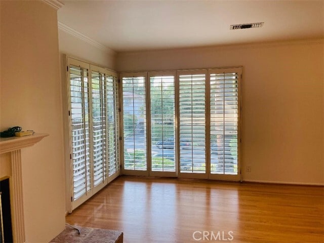 Building Photo - 945 S Orange Grove Blvd