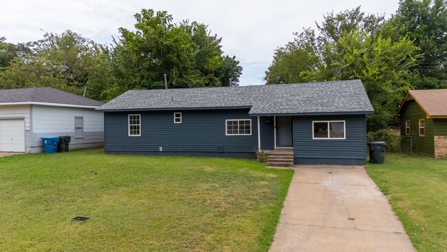 Building Photo - 4-Bed Home for Sale!!