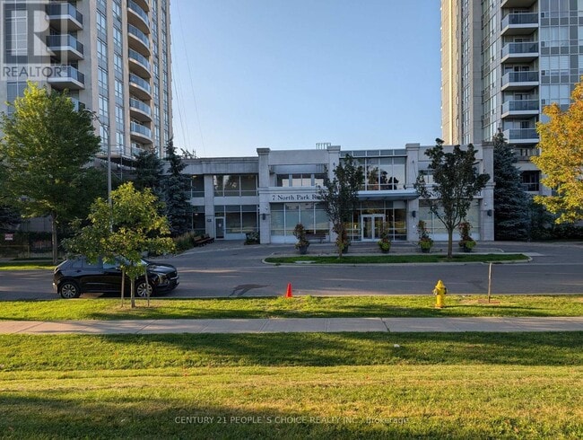 Building Photo - 7 N Park Rd
