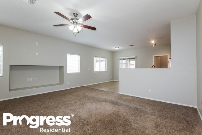 Building Photo - 6522 W Elwood St