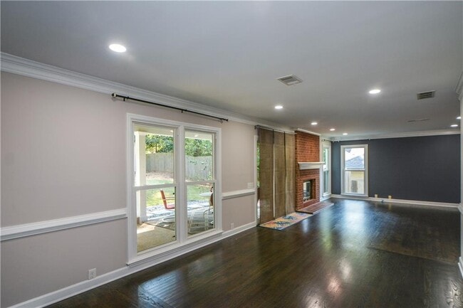 Foto del edificio - 1942 Hunters Bend Ct