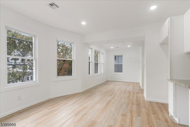 Foto del edificio - 813 S 12th St