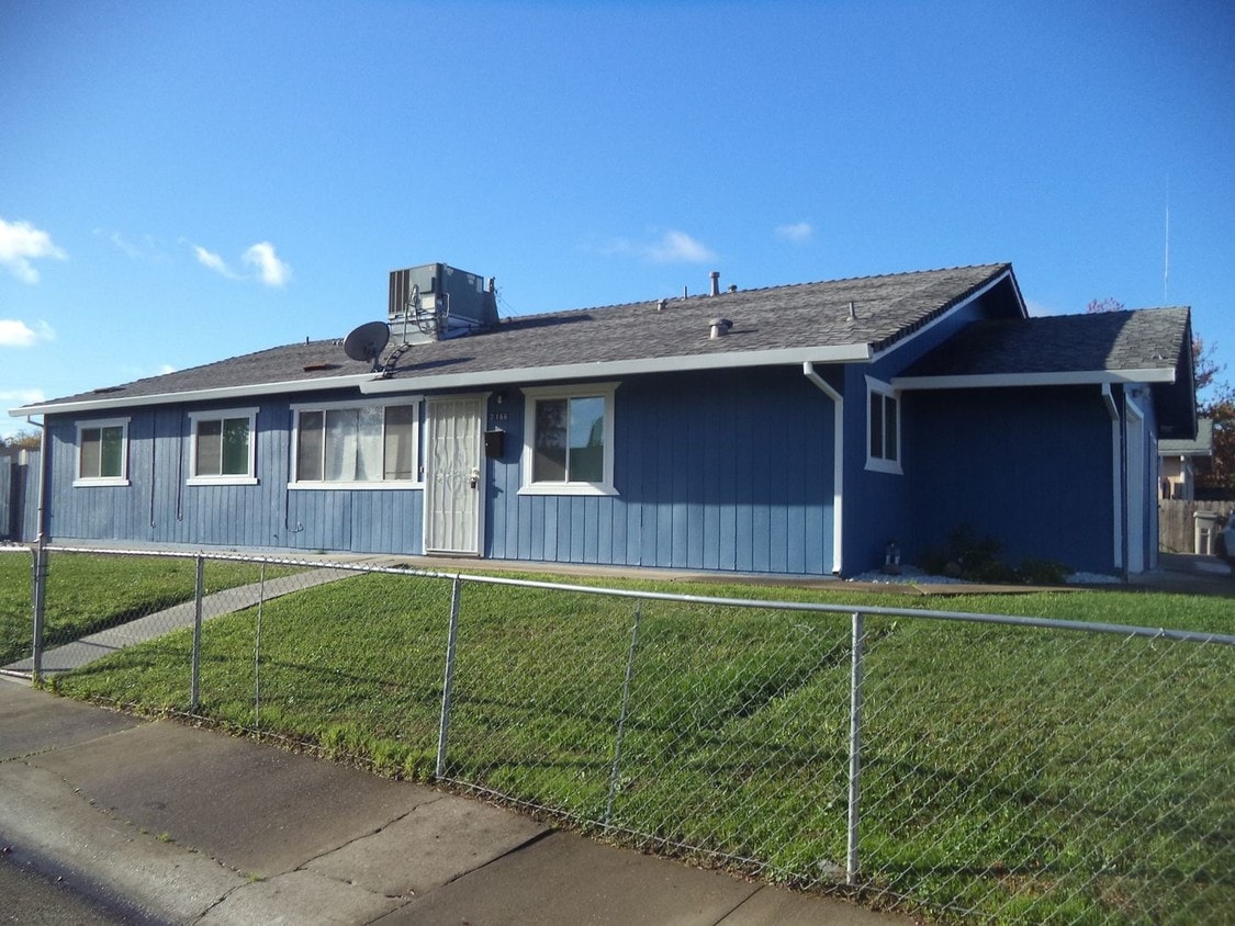 Primary Photo - 2 br, 1 bath House - 2166 OKITA COURT