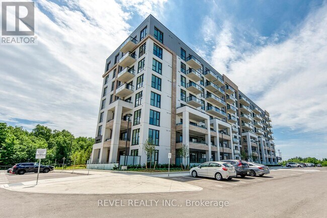 Photo du bâtiment - 740 Whitlock Ave