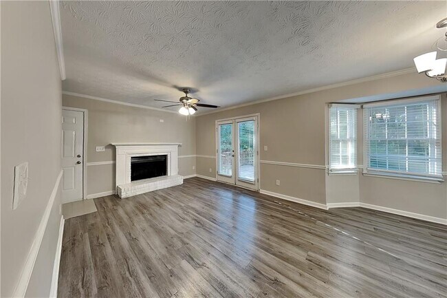 Building Photo - 4820 Hill Creek Ct