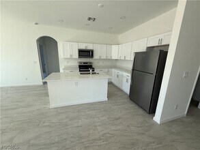 Building Photo - 3005 31st St W