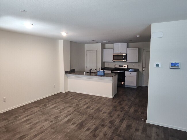 Foto del edificio - 3 Bedroom 2.5 Bathroom Mt Edge
