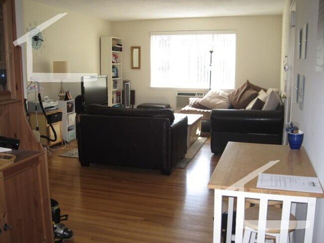 Foto del edificio - 2 Bedroom