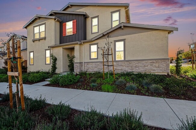 Building Photo - Newer Home Available in Tracy Hills