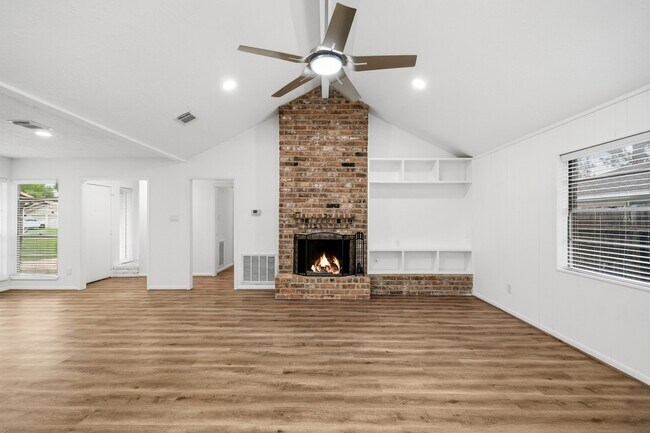 Foto del edificio - 12931 Westella Dr