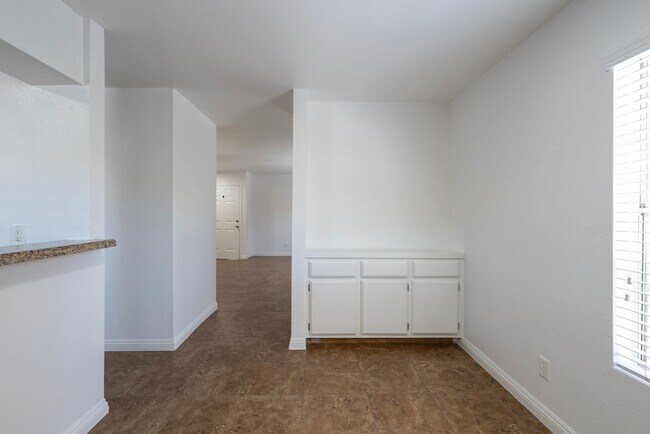 Foto del interior - 1611 S Bundy Dr