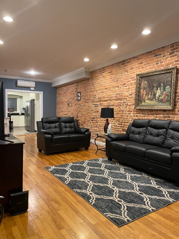 Foto del edificio - 739 S Linwood Ave