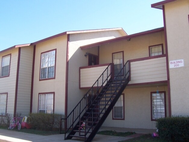 Sandia Apartments Dilley Tx Building Sandia Apartments