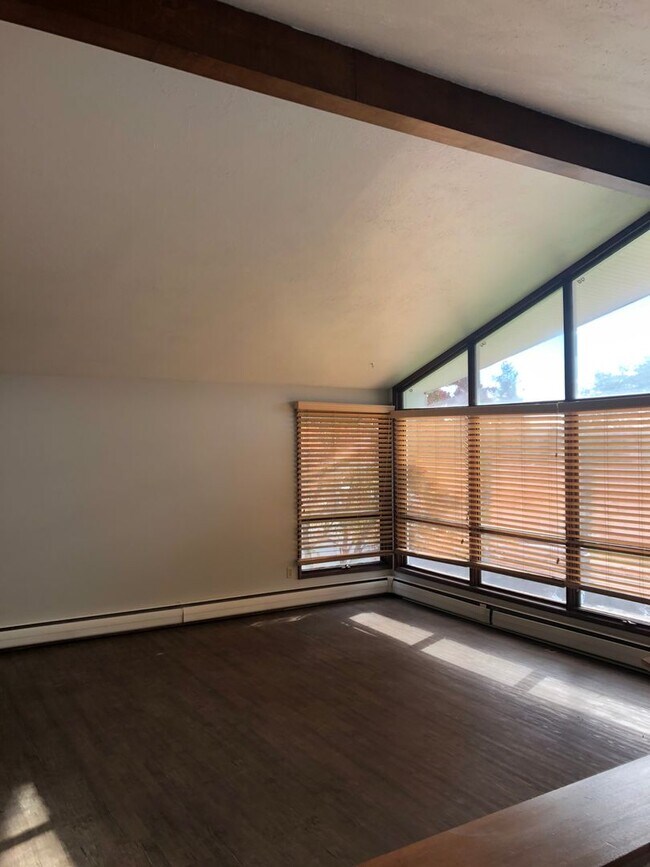 Foto del edificio - Wonderful 4 Bedroom 3 Bath Indian Trail Home