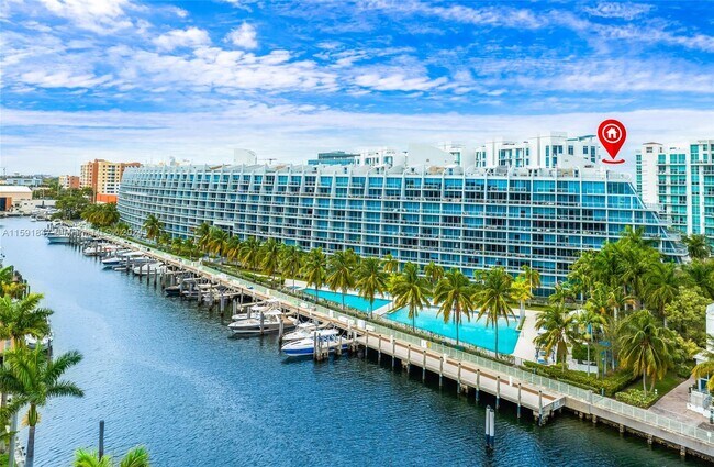 Foto del edificio - 2950 NE 188th St