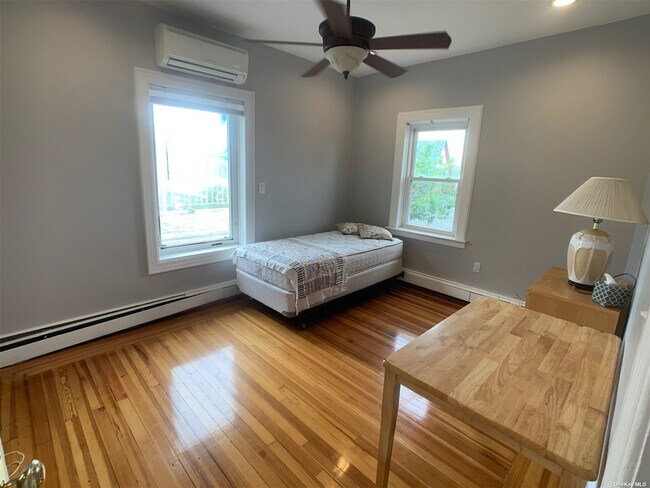 Building Photo - 141 Beach 125th St