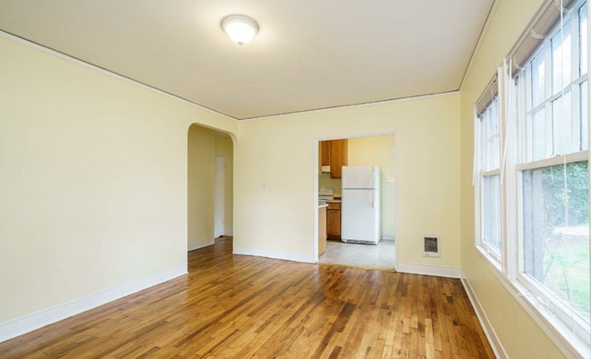 Building Photo - TFSC-B2214