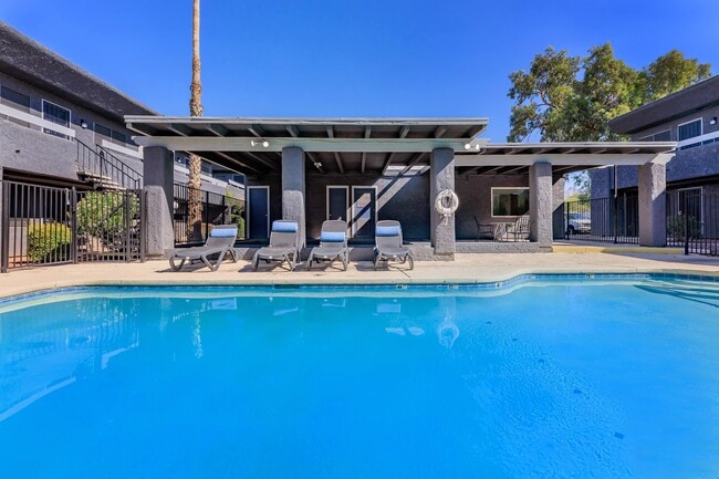 Building Photo - Midtown Commons