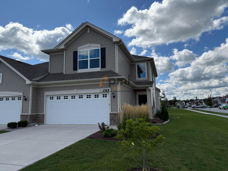 Primary Photo - 1765 E 110th Pl