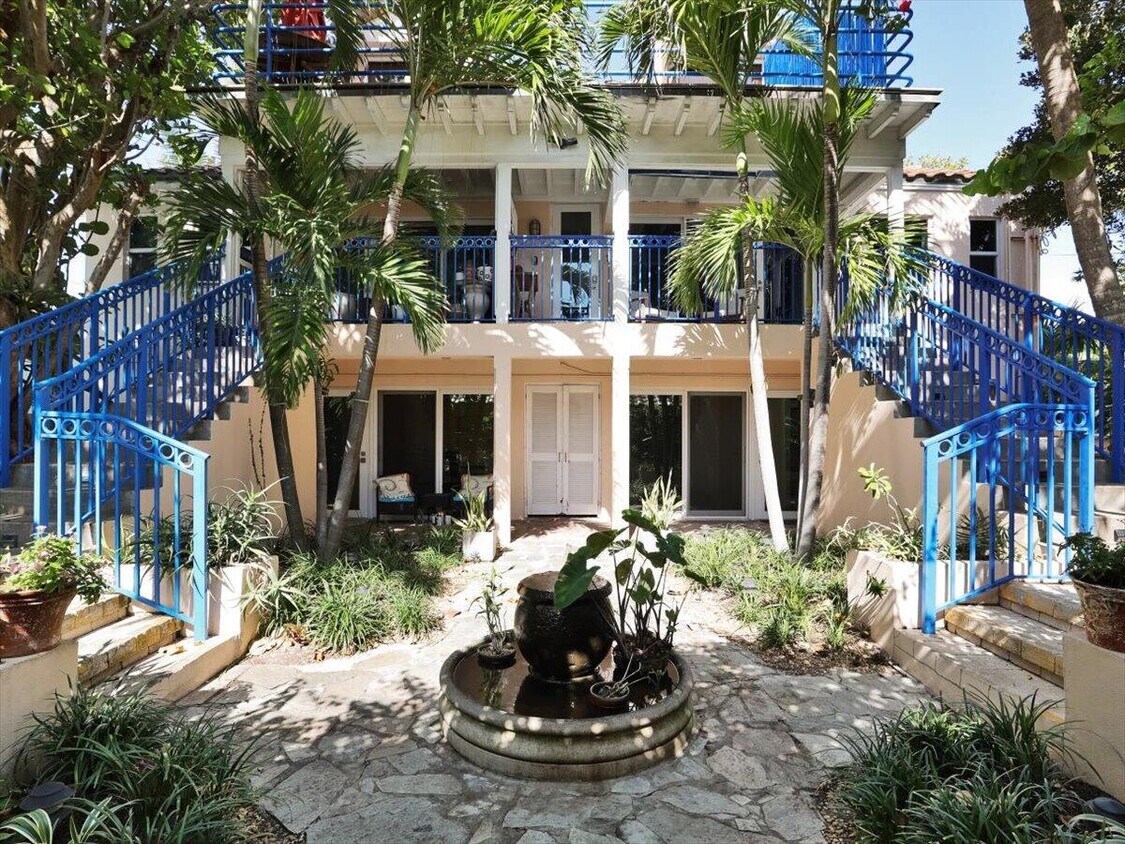 Foto principal - 72 S Ocean Blvd