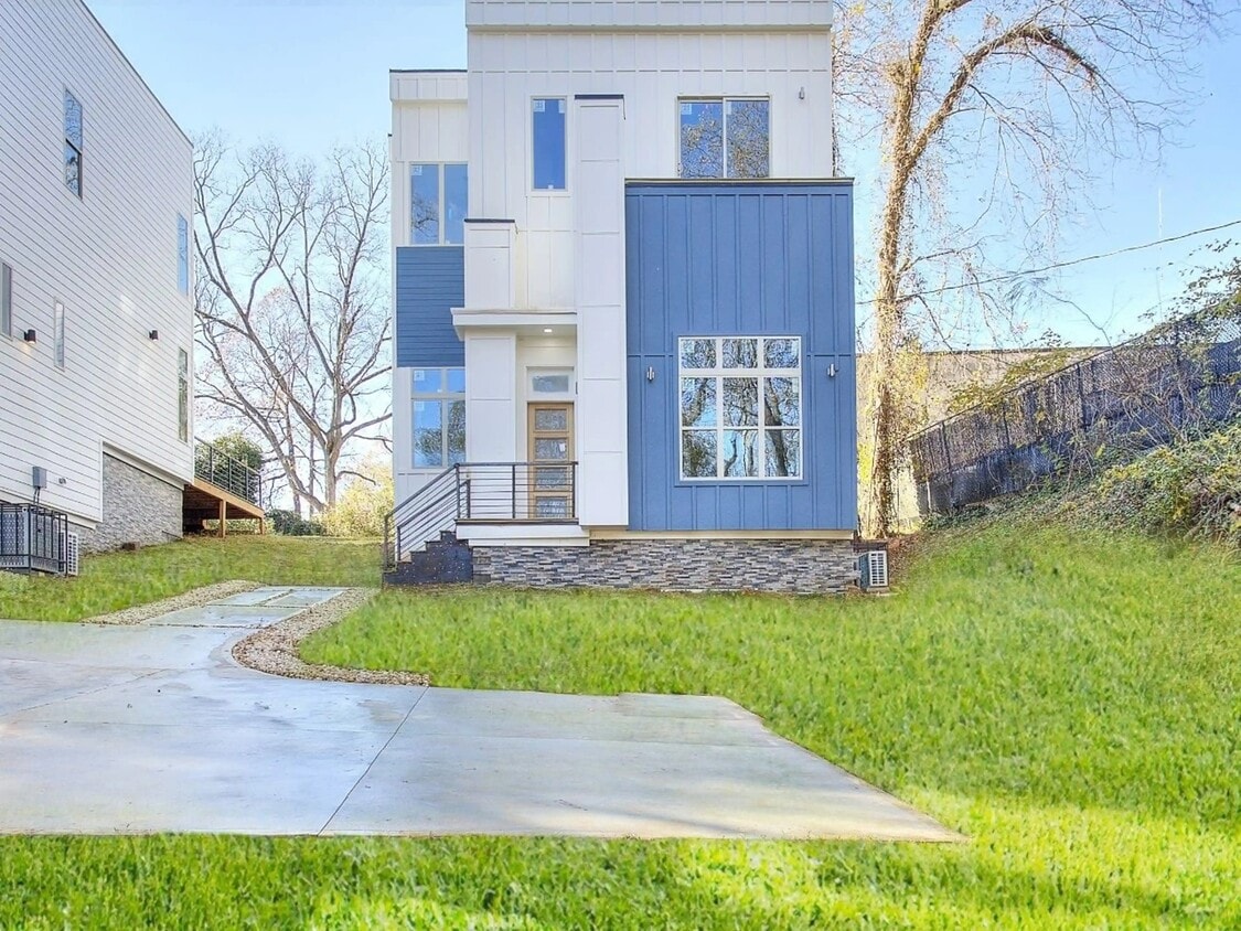 Foto principal - 1657 Richard Allen Dr