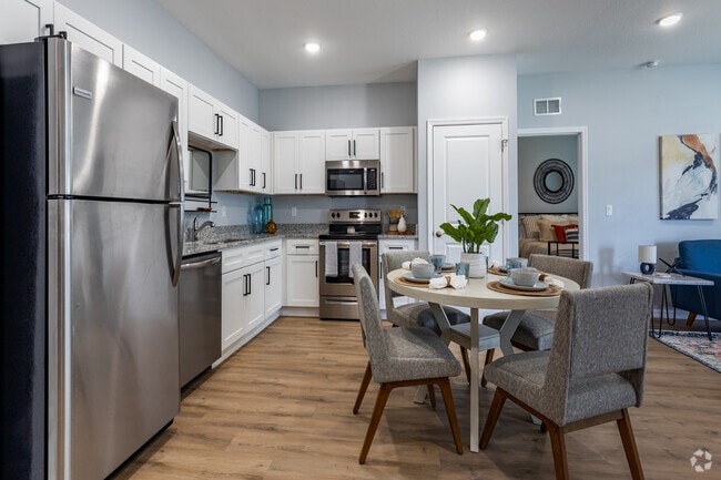 2 BR, 2 BA - 1,175 - 1,259SF - West Shire Village