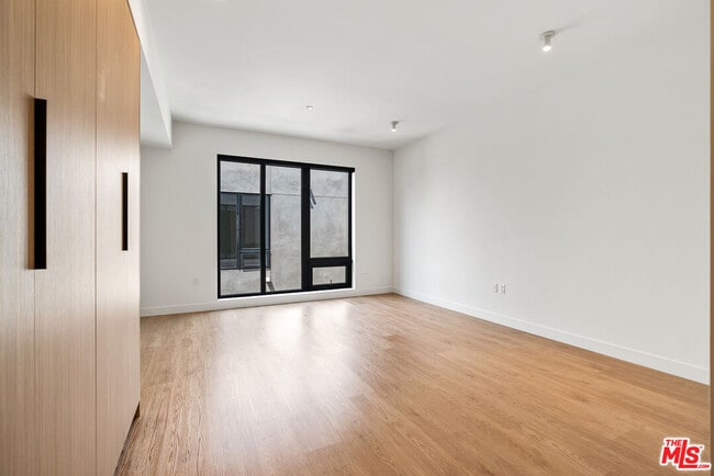 Building Photo - 10700 Tabor St