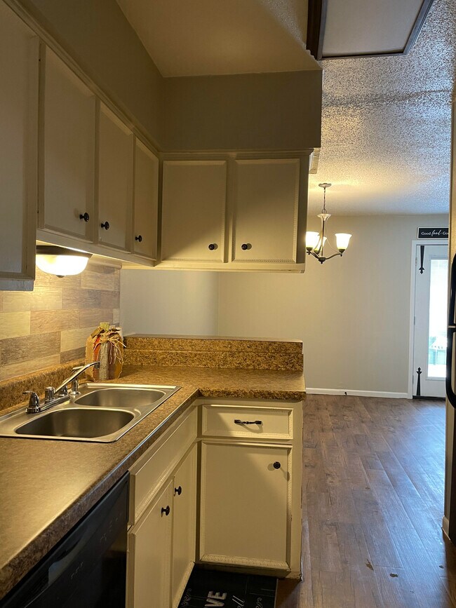 Foto del edificio - 205 Westwood St