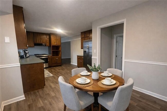 Building Photo - 1802 Driftwood Pl