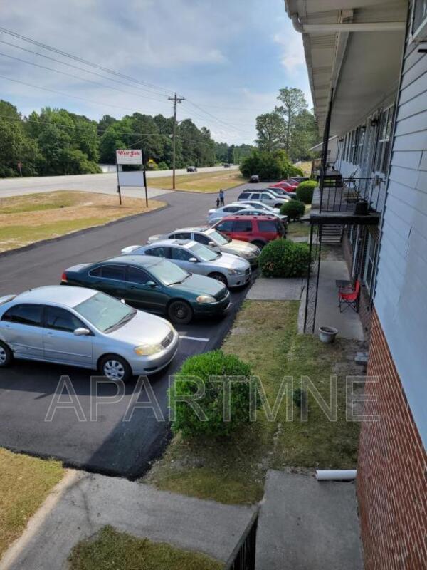 Foto principal - 3674 Deans Bridge Rd