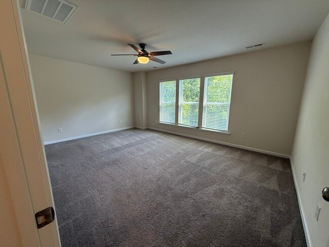 Building Photo - 501 Hunters Dance Road