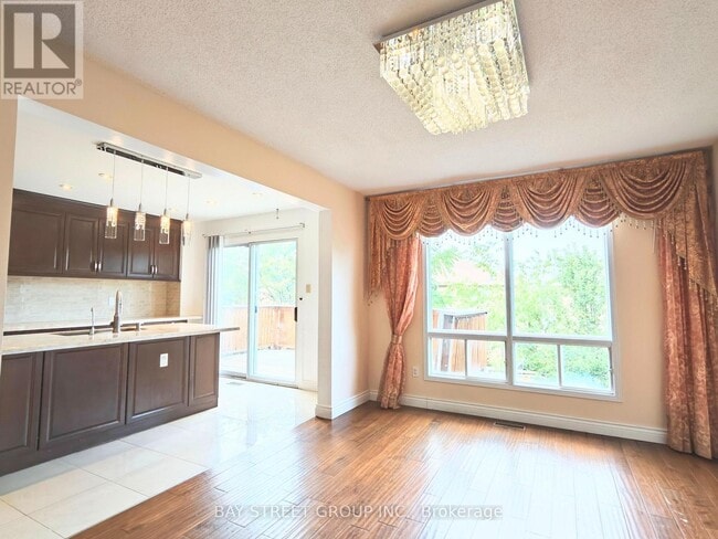 Building Photo - 5251 Astwell Ave