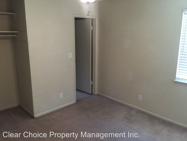 Building Photo - 3 br, 2 bath House - 1253 Dorothy St.