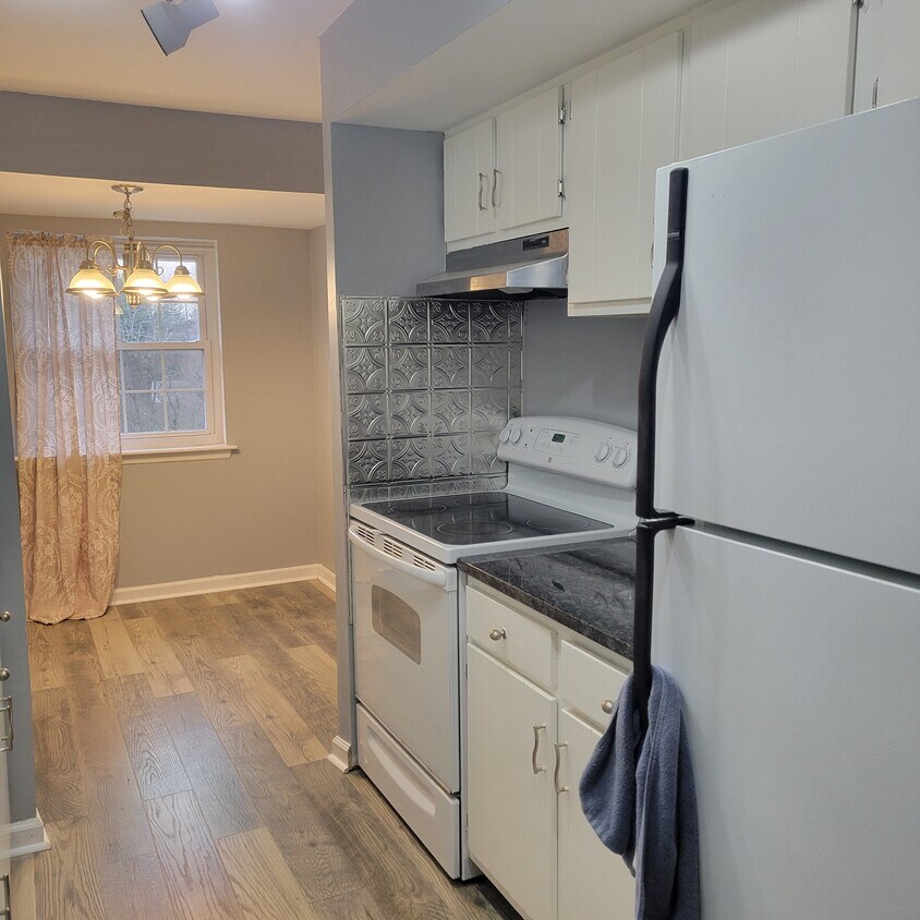 Foto principal - 1821 Valley Dr