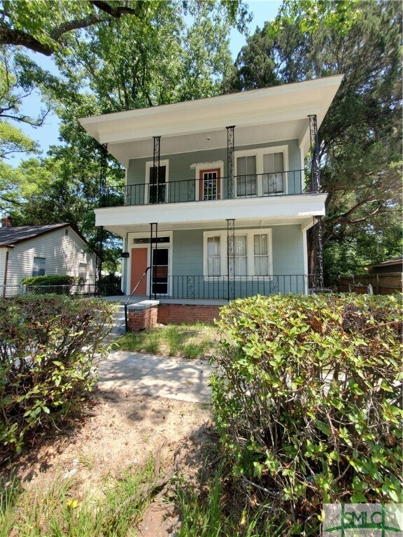 706 E 35th St Unit upper, Savannah, GA 31401 Condo for Rent in