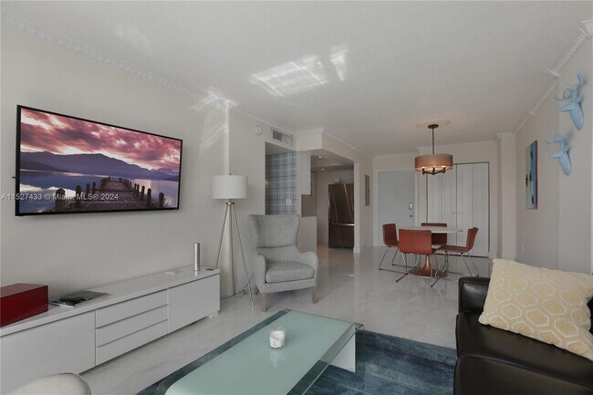 Foto del edificio - 1345 Lincoln Rd