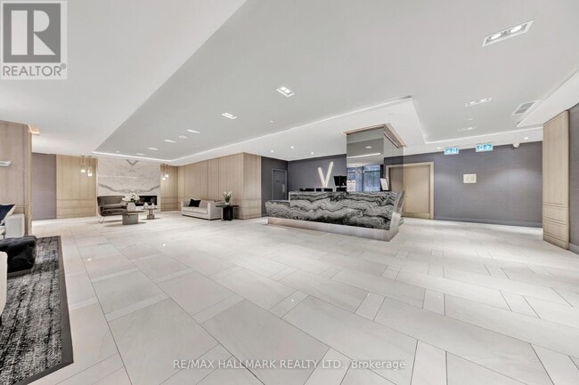 Building Photo - 621 Sheppard Ave E