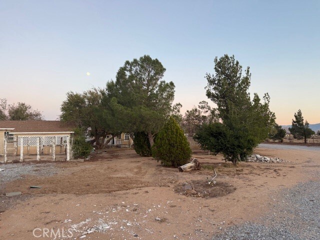 Foto del edificio - 16100 Navajo Rd