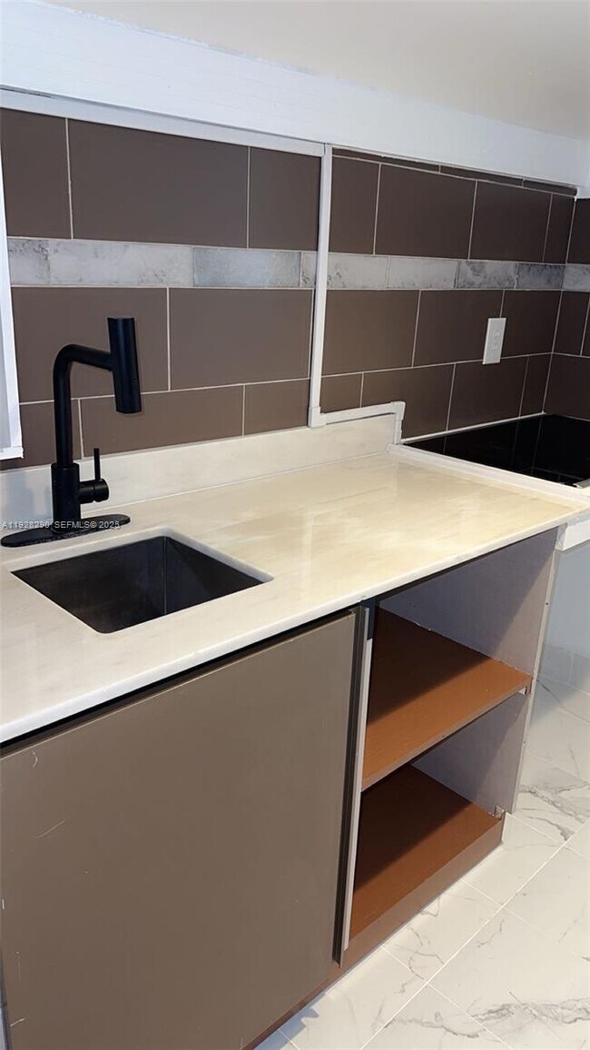 Foto del edificio - 2140 N 62nd Ave